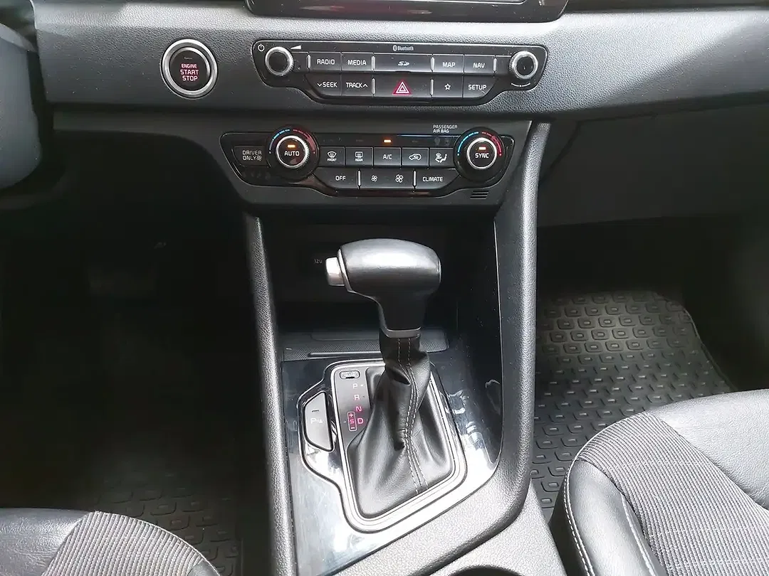 Kia Niro - Thumbnail 14