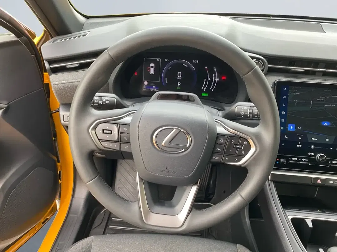 Lexus LBX - Thumbnail 11