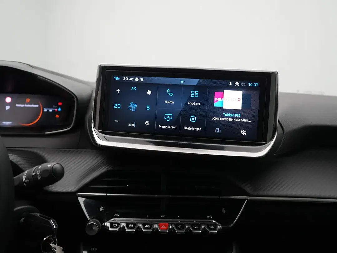 Peugeot 208 - Thumbnail 14