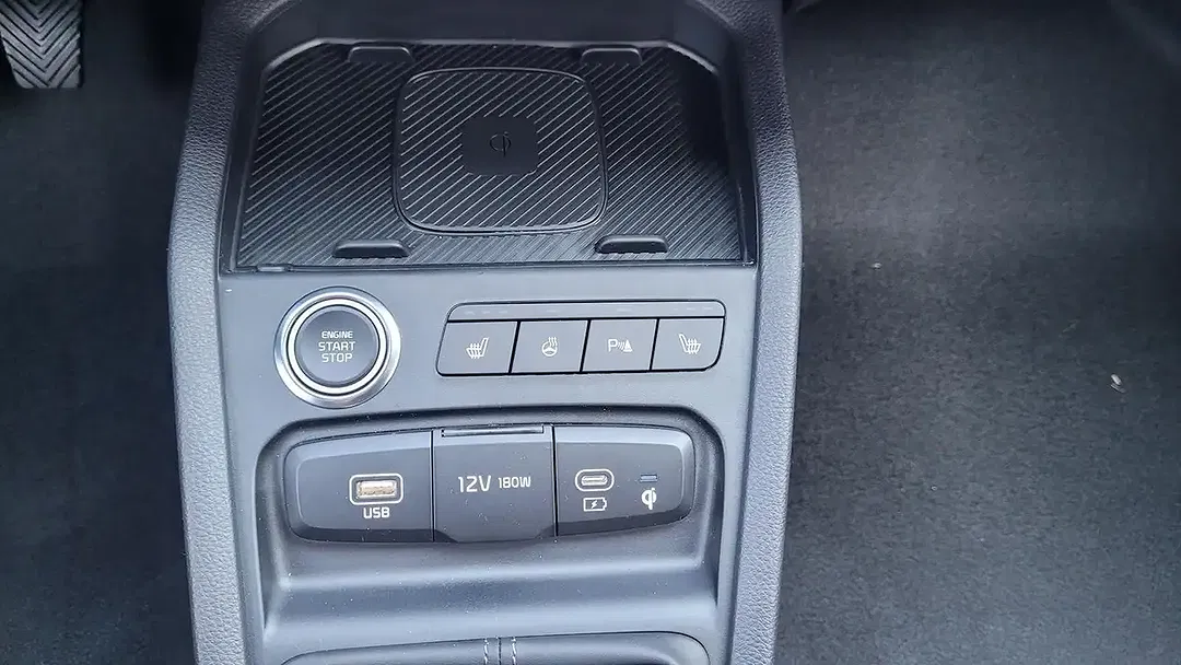 Kia Stonic - Thumbnail 11