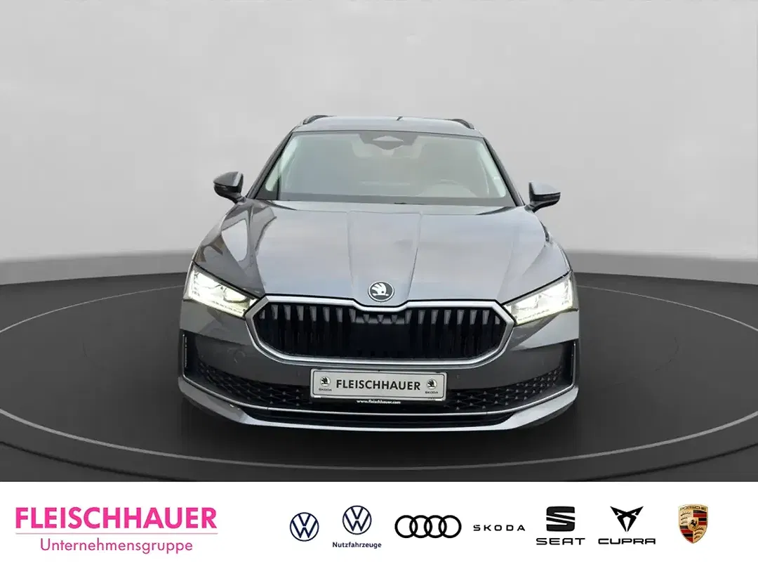 Skoda Superb - Thumbnail 2