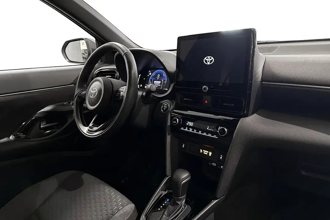Toyota Yaris Cross - Thumbnail 5