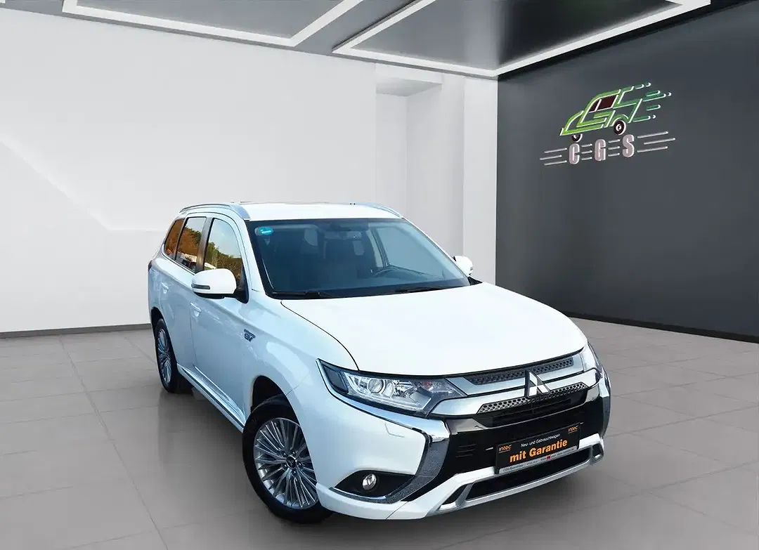 Mitsubishi Outlander 2.4 PHEV 4WD
