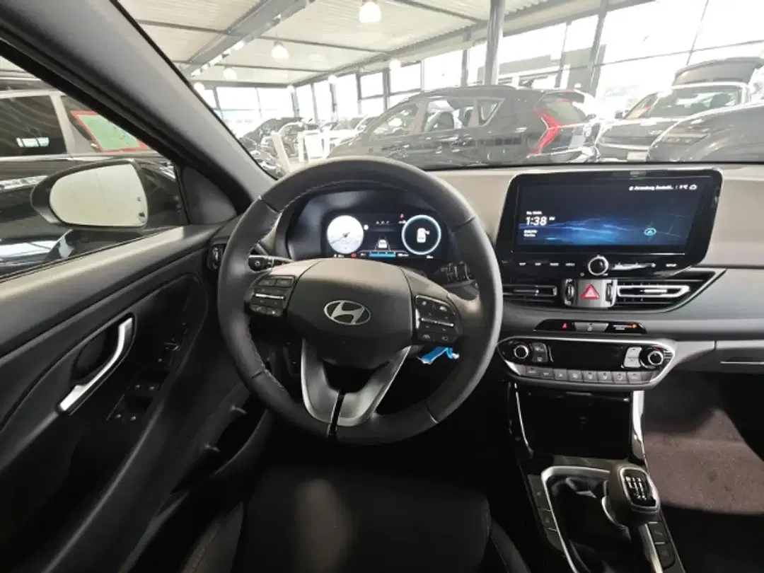 Hyundai i30 - Thumbnail 11
