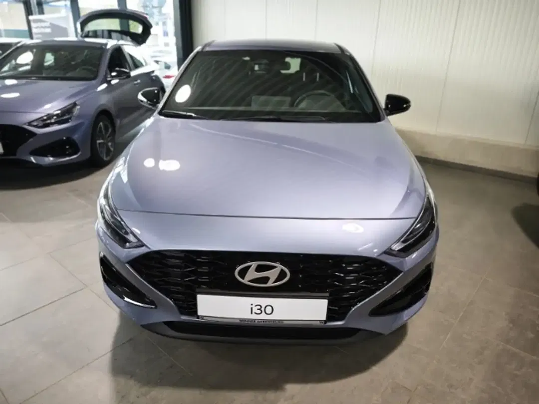 Hyundai i30 - Thumbnail 2