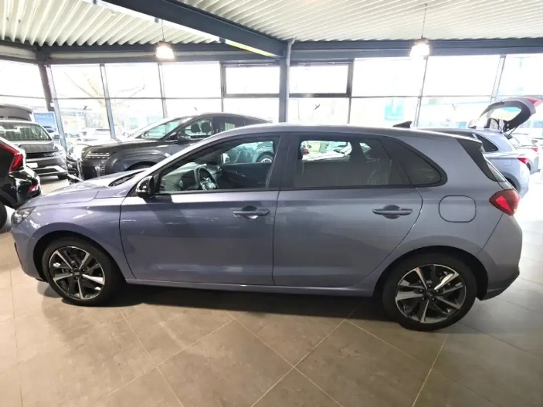 Hyundai i30 - Thumbnail 4