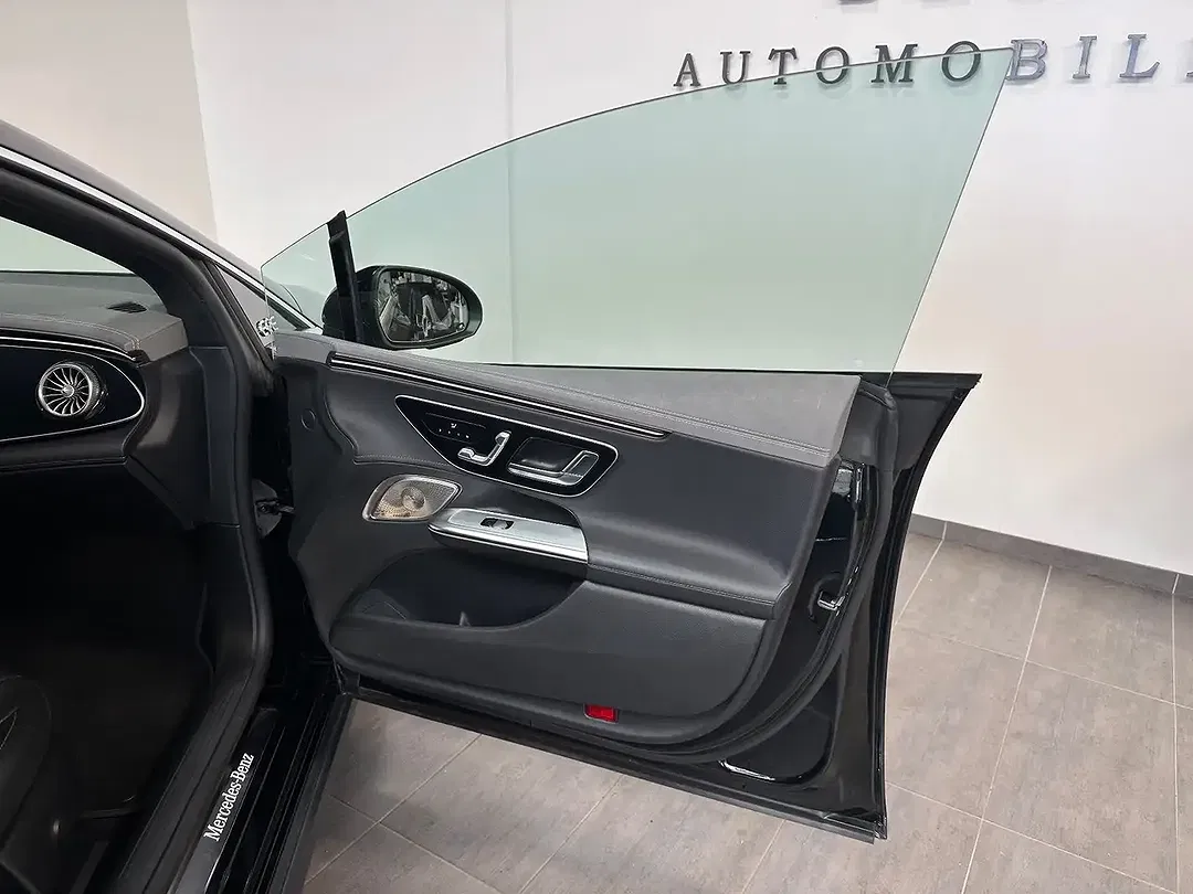 Mercedes-Benz EQE 300 - Thumbnail 8