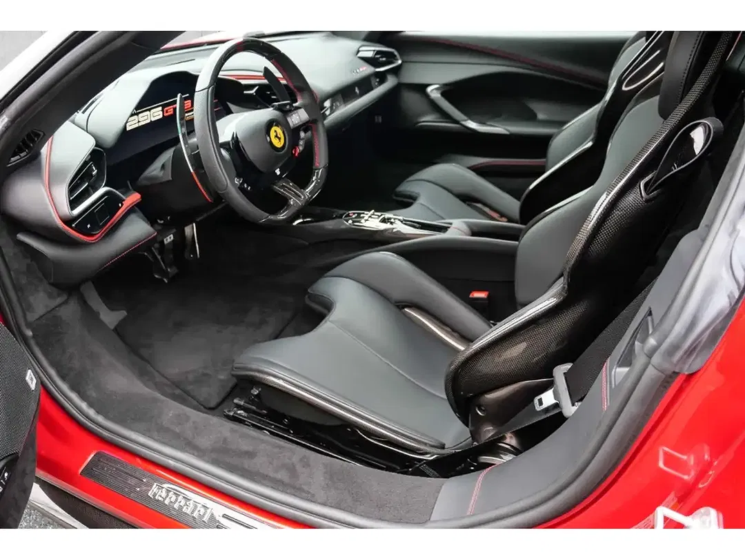 Ferrari 296 GTB - Thumbnail 9