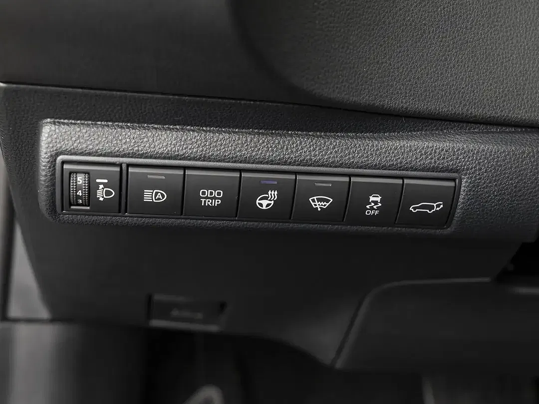 Toyota Corolla - Thumbnail 11