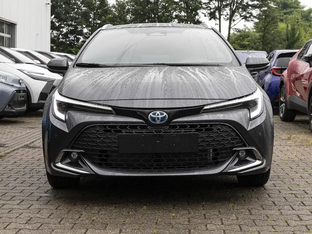 Toyota Corolla - Thumbnail 5