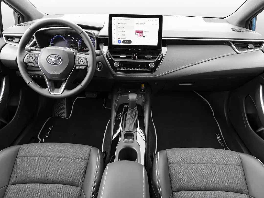 Toyota Corolla - Thumbnail 8