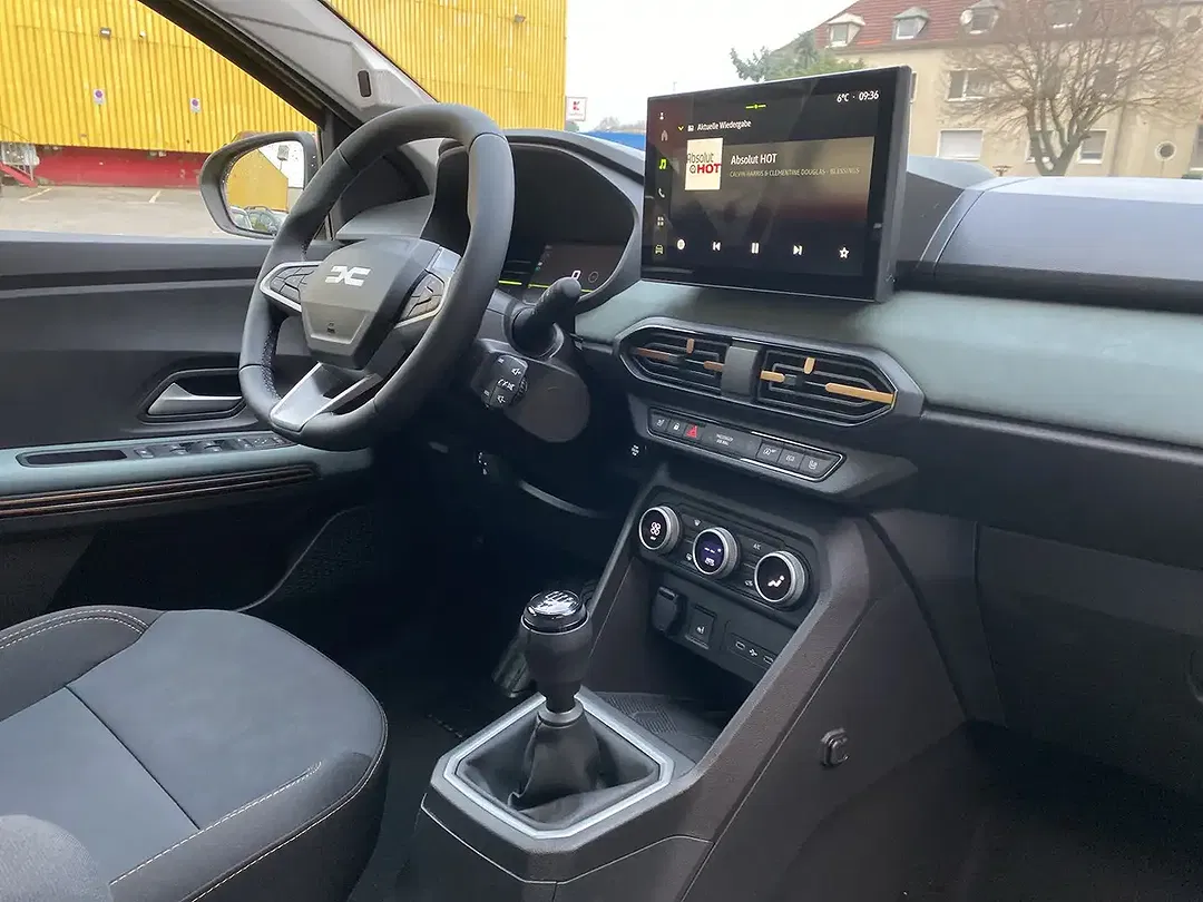 Dacia Sandero - Thumbnail 9