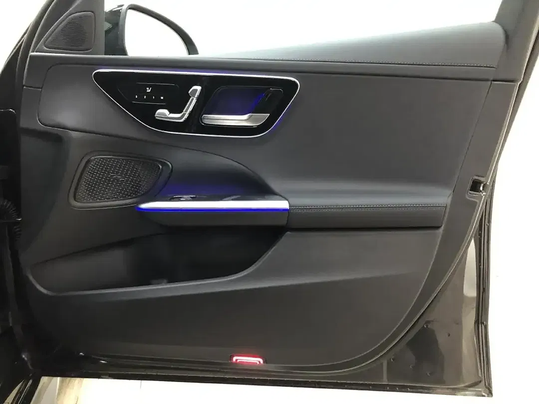 Mercedes-Benz C 220 - Thumbnail 10