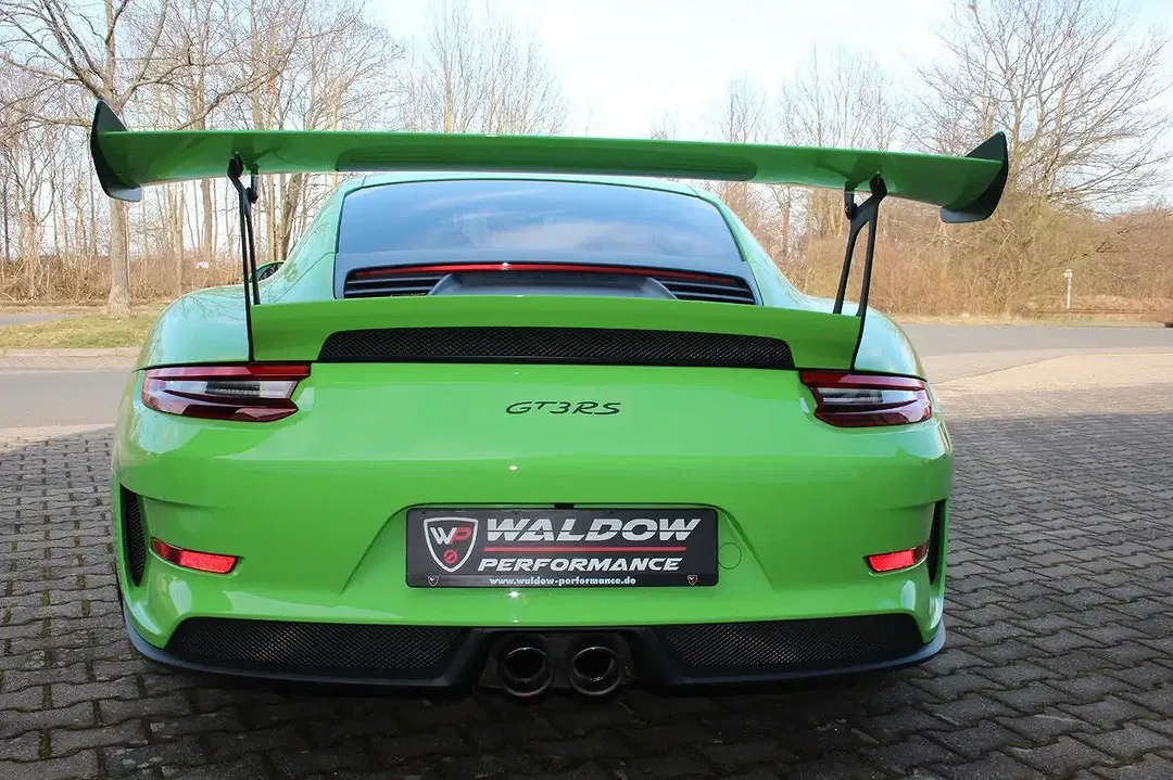 Porsche 991 - Thumbnail 3