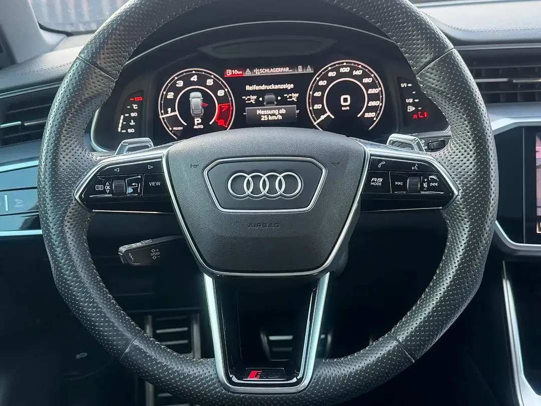 Audi RS6 - Thumbnail 12