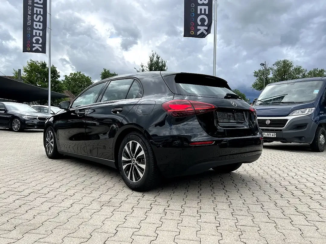 Mercedes-Benz A 180 - Thumbnail 2