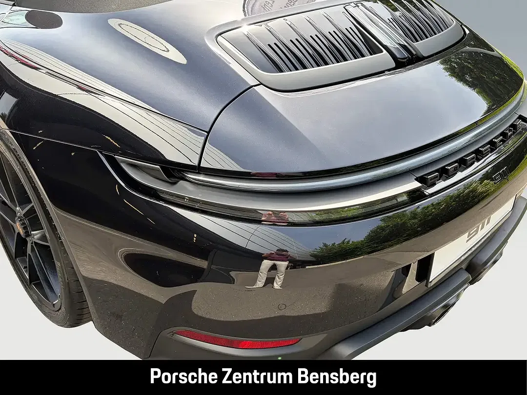 Porsche 992 - Thumbnail 12