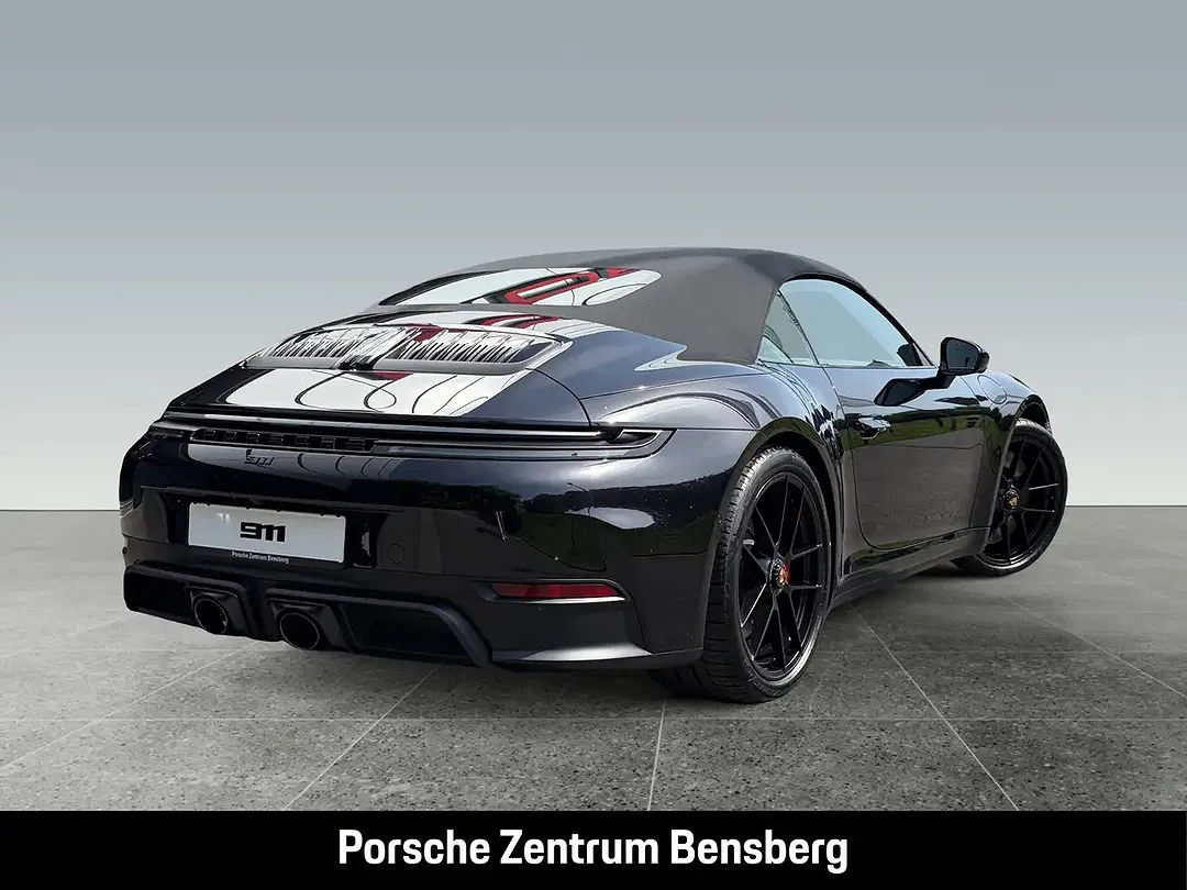 Porsche 992 - Thumbnail 4
