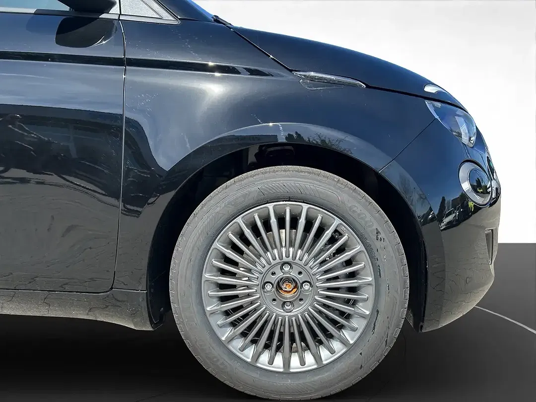 Fiat 500 - Thumbnail 9