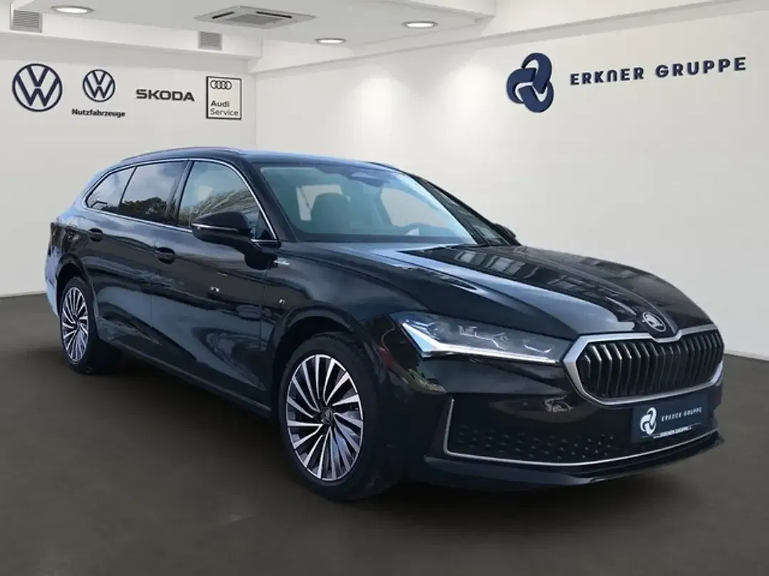 Skoda Superb - Thumbnail 2