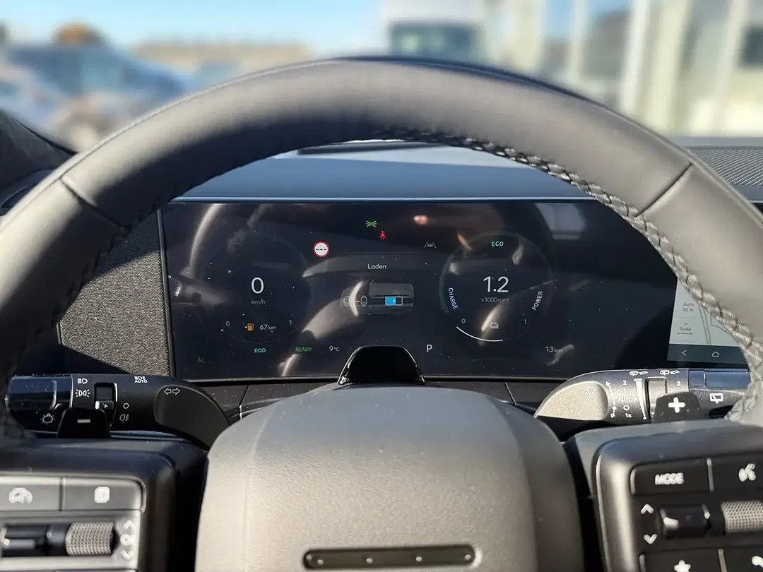 Hyundai SANTA FE - Thumbnail 8