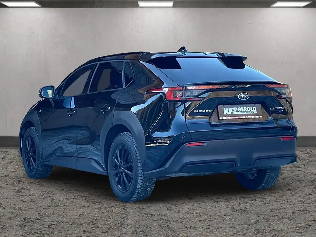 Subaru Solterra - Thumbnail 3