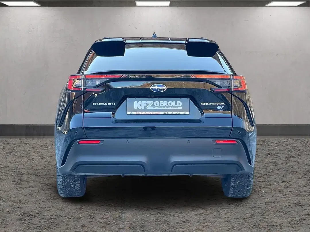 Subaru Solterra - Thumbnail 4