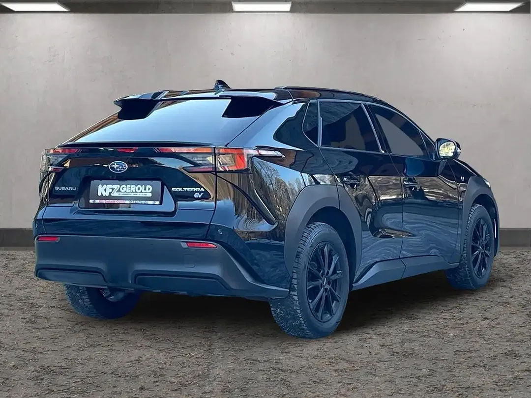 Subaru Solterra - Thumbnail 5