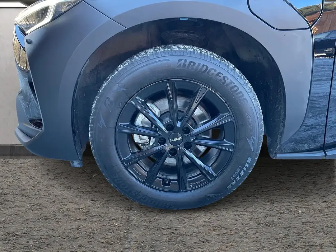 Subaru Solterra - Thumbnail 9
