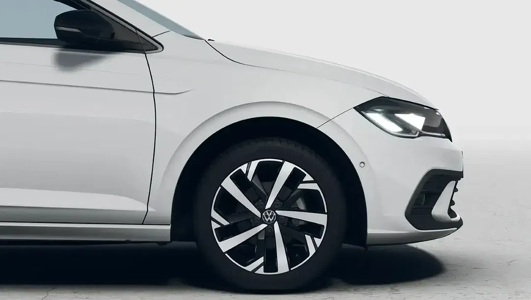 Volkswagen Polo - Thumbnail 6