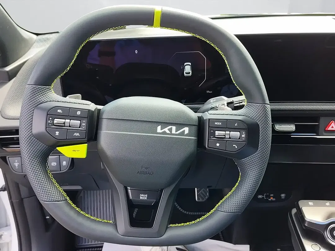 Kia EV6 - Thumbnail 7