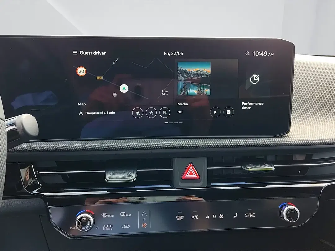 Kia EV6 - Thumbnail 9