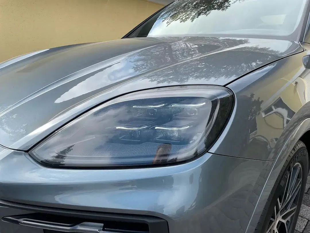 Porsche Cayenne - Thumbnail 7