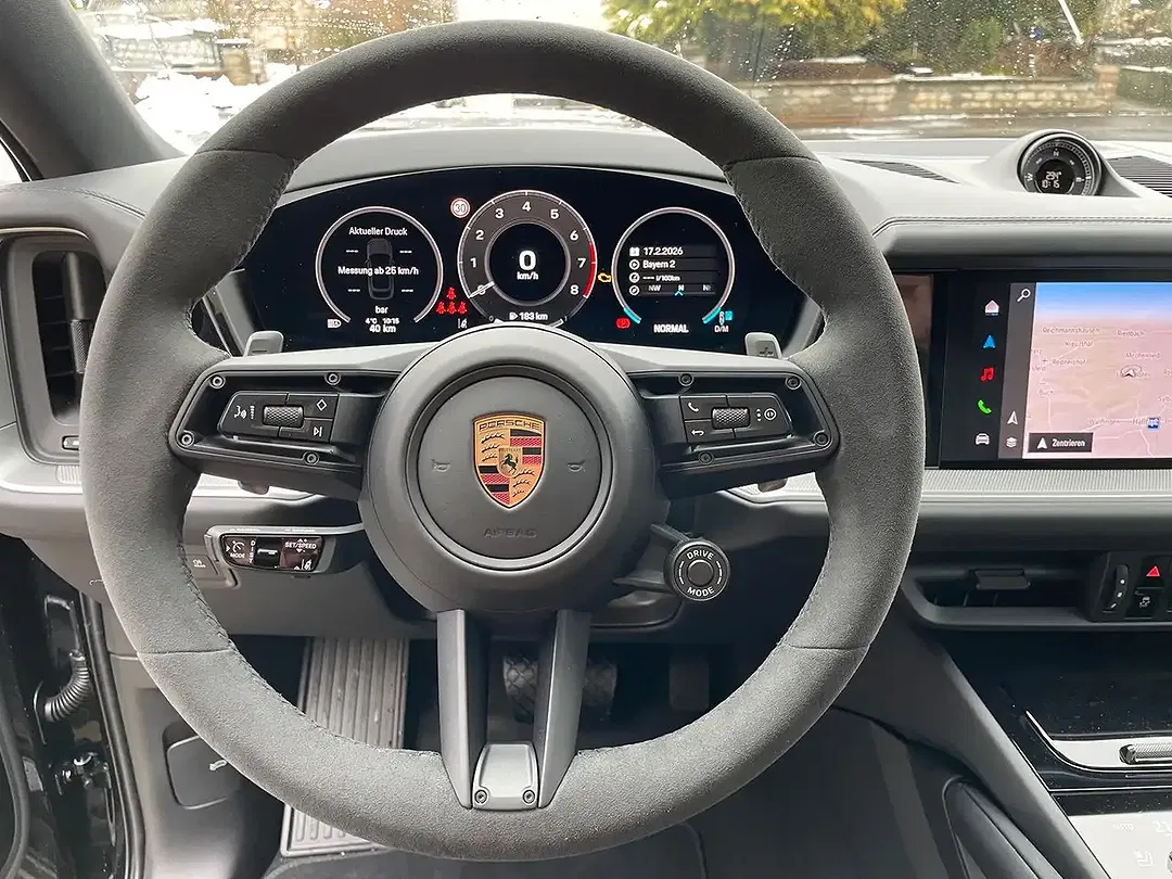 Porsche Cayenne - Thumbnail 9