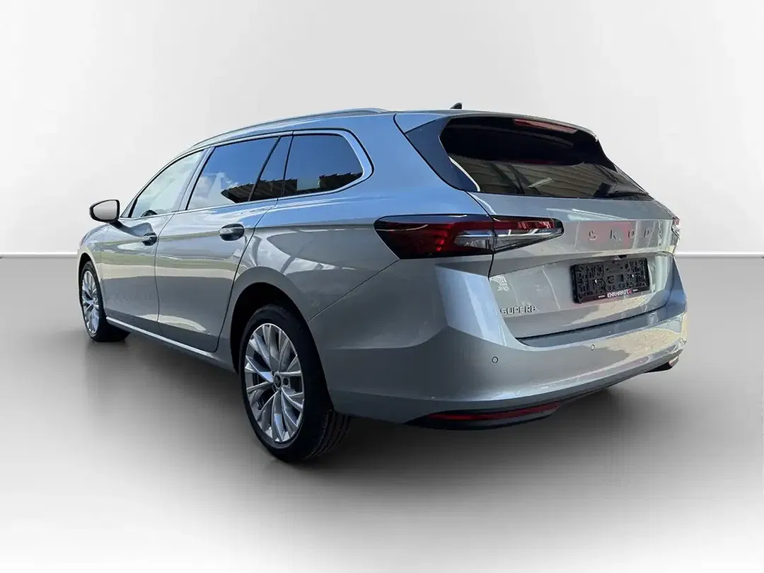 Skoda Superb - Thumbnail 6