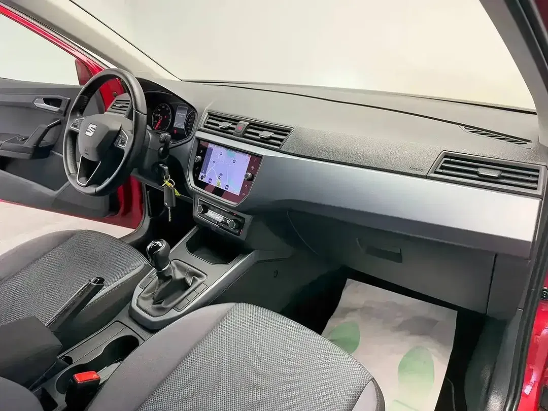 SEAT Arona - Thumbnail 12