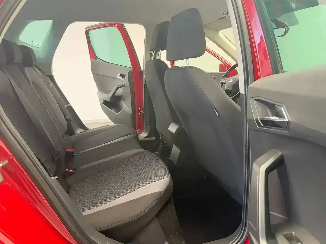 SEAT Arona - Thumbnail 15