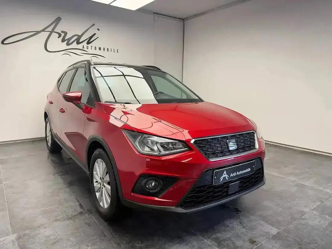 SEAT Arona - Thumbnail 3