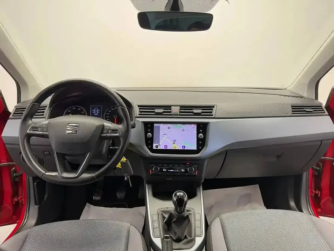 SEAT Arona - Thumbnail 8