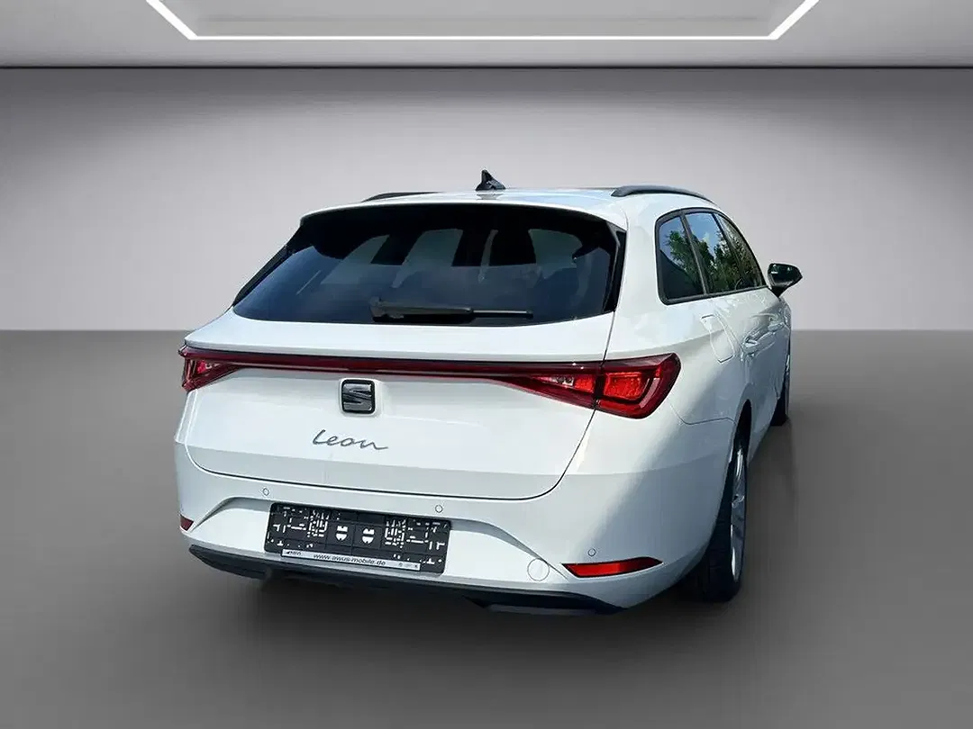 SEAT Leon - Thumbnail 5
