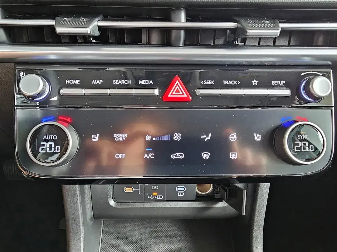 Hyundai TUCSON - Thumbnail 13