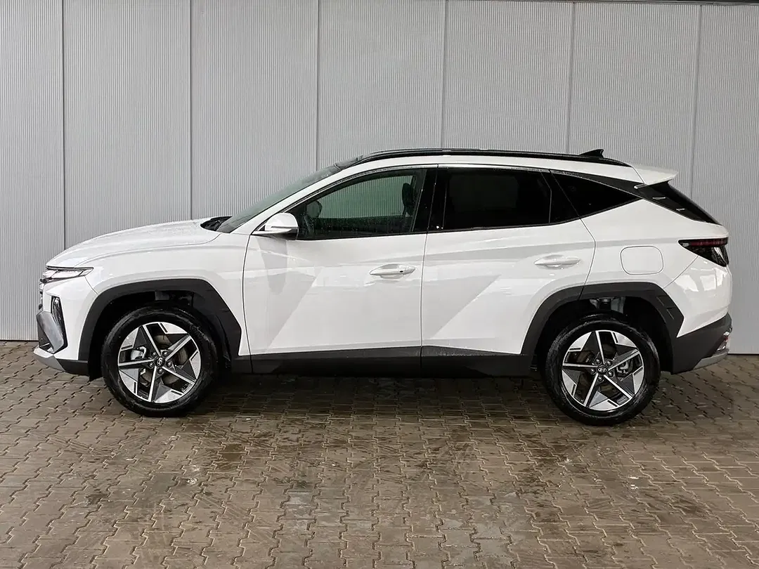 Hyundai TUCSON - Thumbnail 2