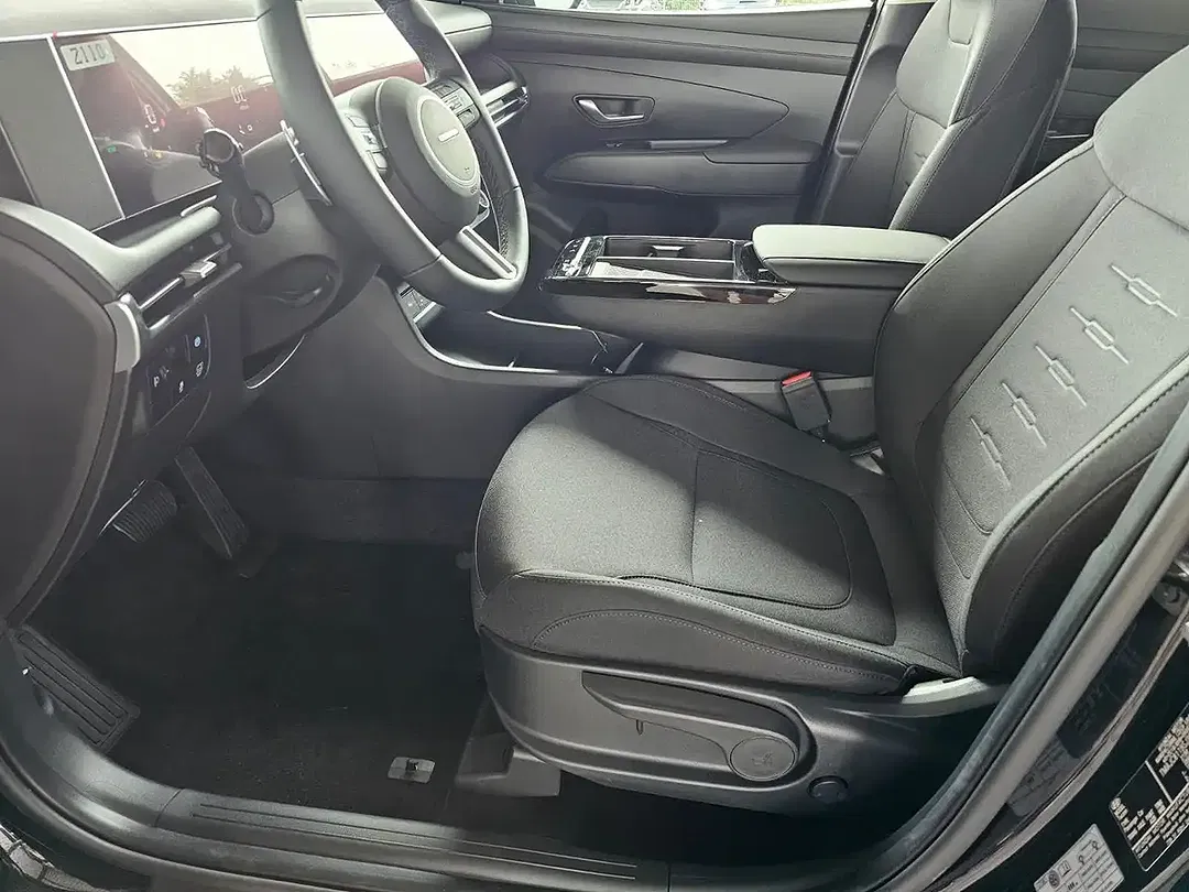 Hyundai TUCSON - Thumbnail 7
