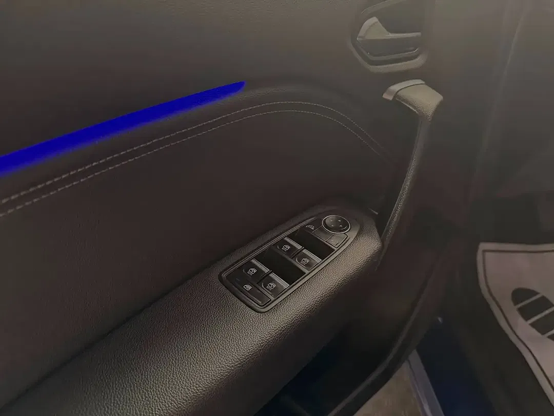 Renault Captur - Thumbnail 10