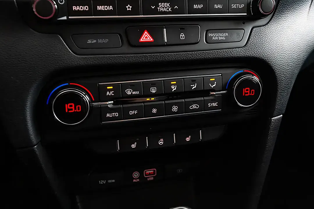 Kia Ceed SW / cee'd SW - Thumbnail 10