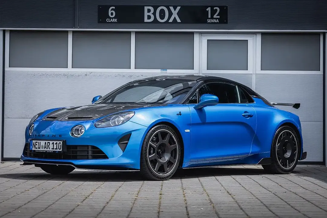 Alpine A110 - Thumbnail 4