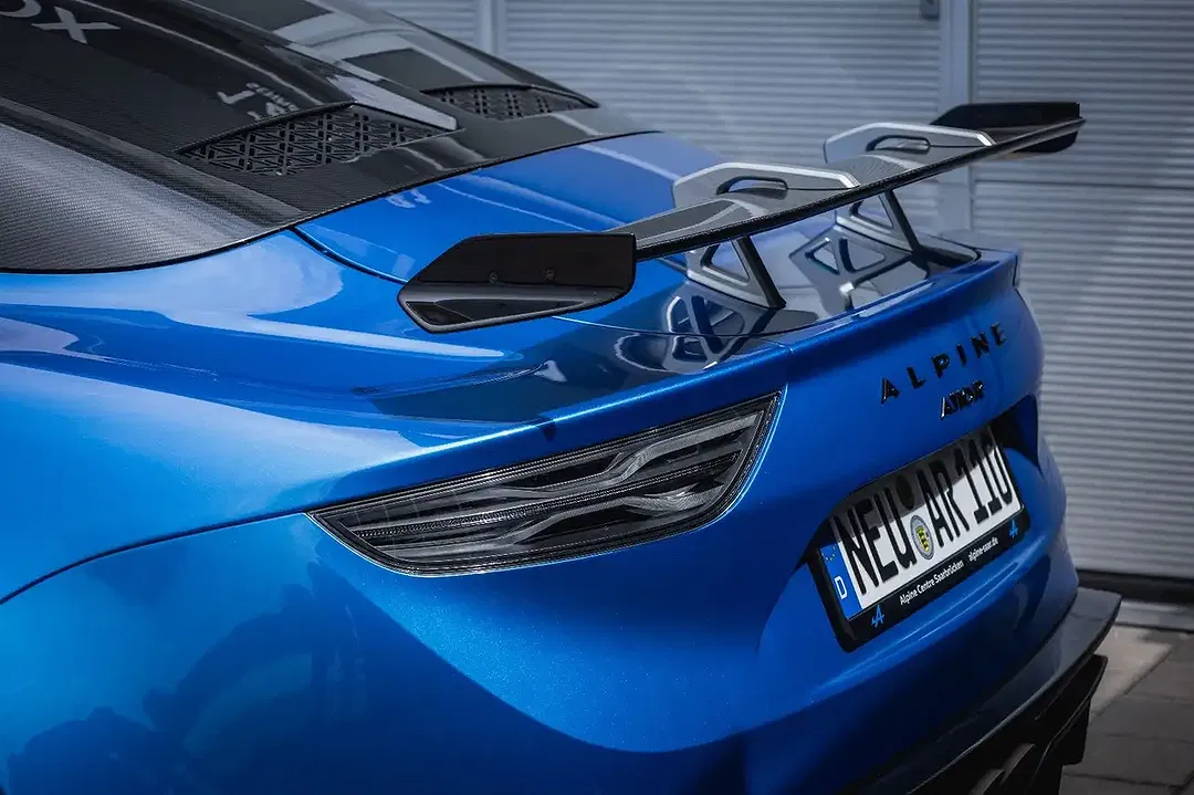 Alpine A110 - Thumbnail 6
