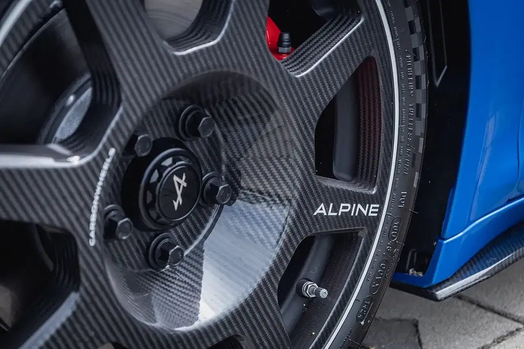 Alpine A110 - Thumbnail 8