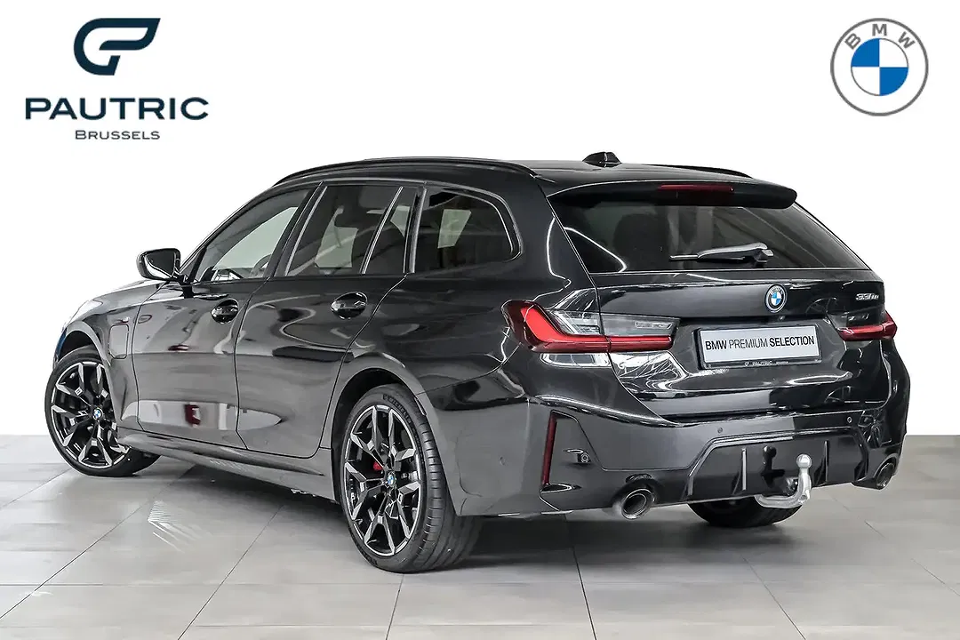 BMW 330 - Thumbnail 5