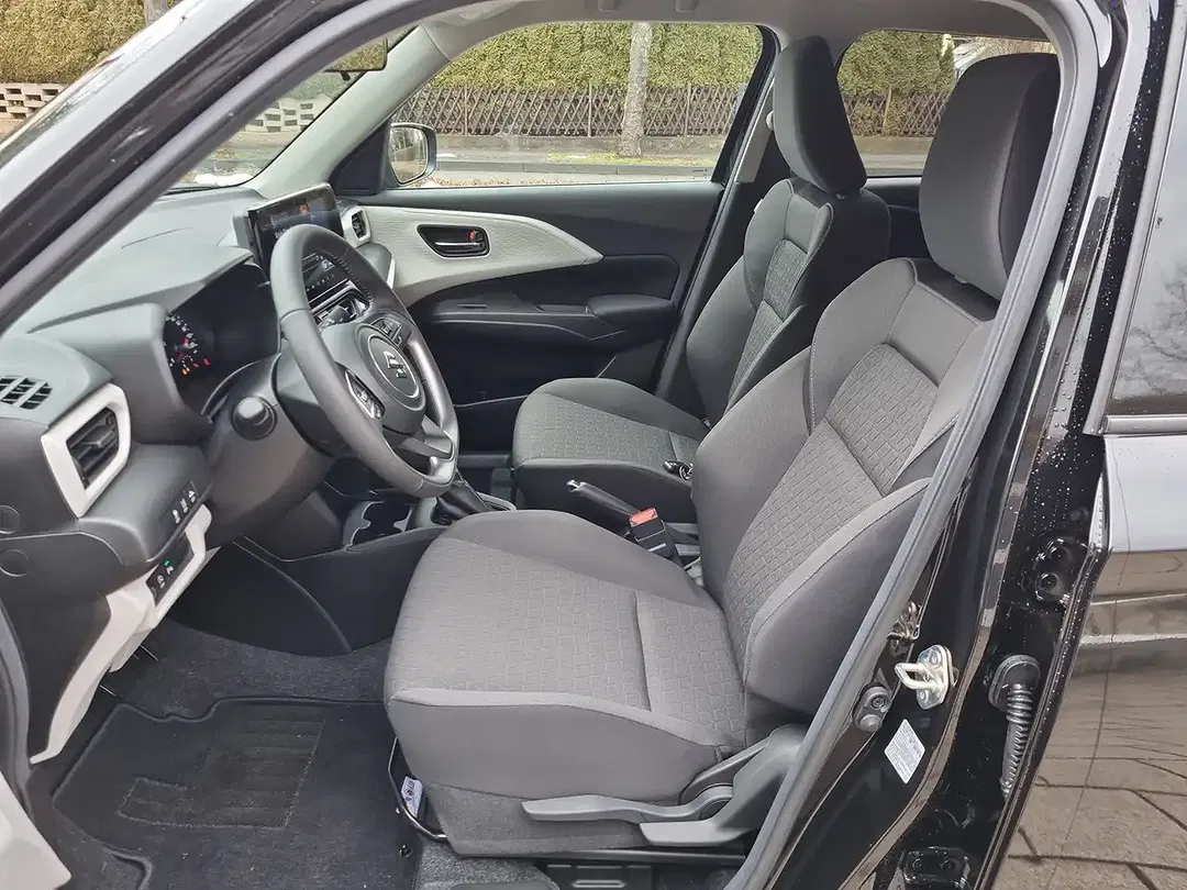Suzuki Swift - Thumbnail 14